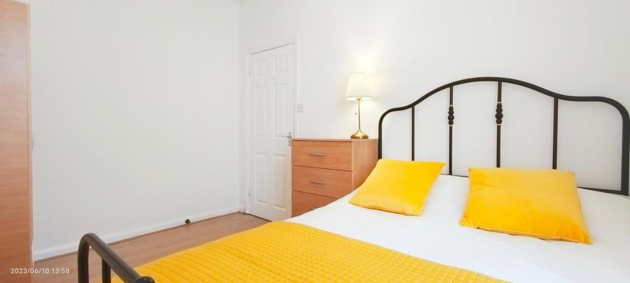 Holiday home Pearl Garden In Wembley London