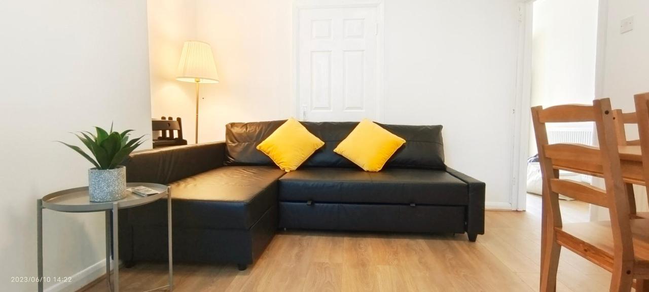 Holiday home Pearl Garden In Wembley